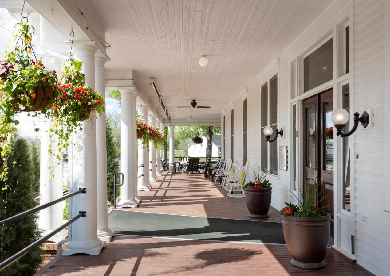 The Sacajawea Hotel Three Forks Exterior photo