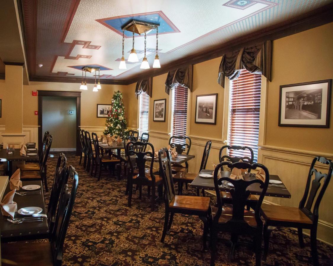 The Sacajawea Hotel Three Forks Exterior photo